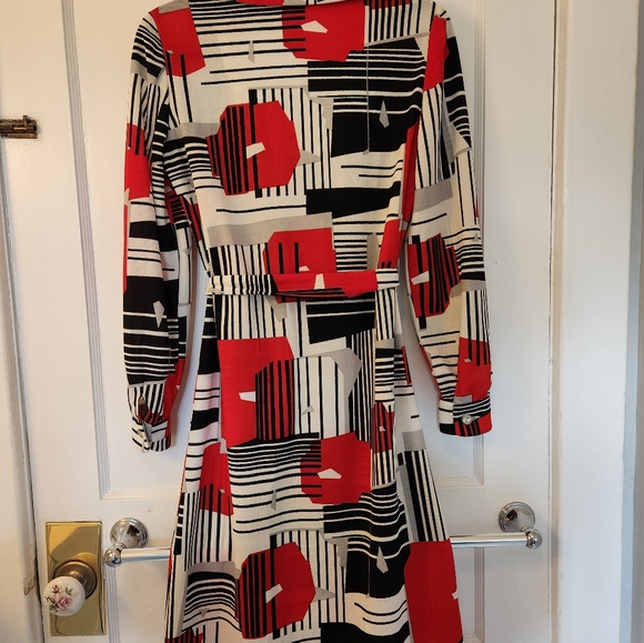 🔺️60s Geometric Dress🔺️ - Picture 3 of 5